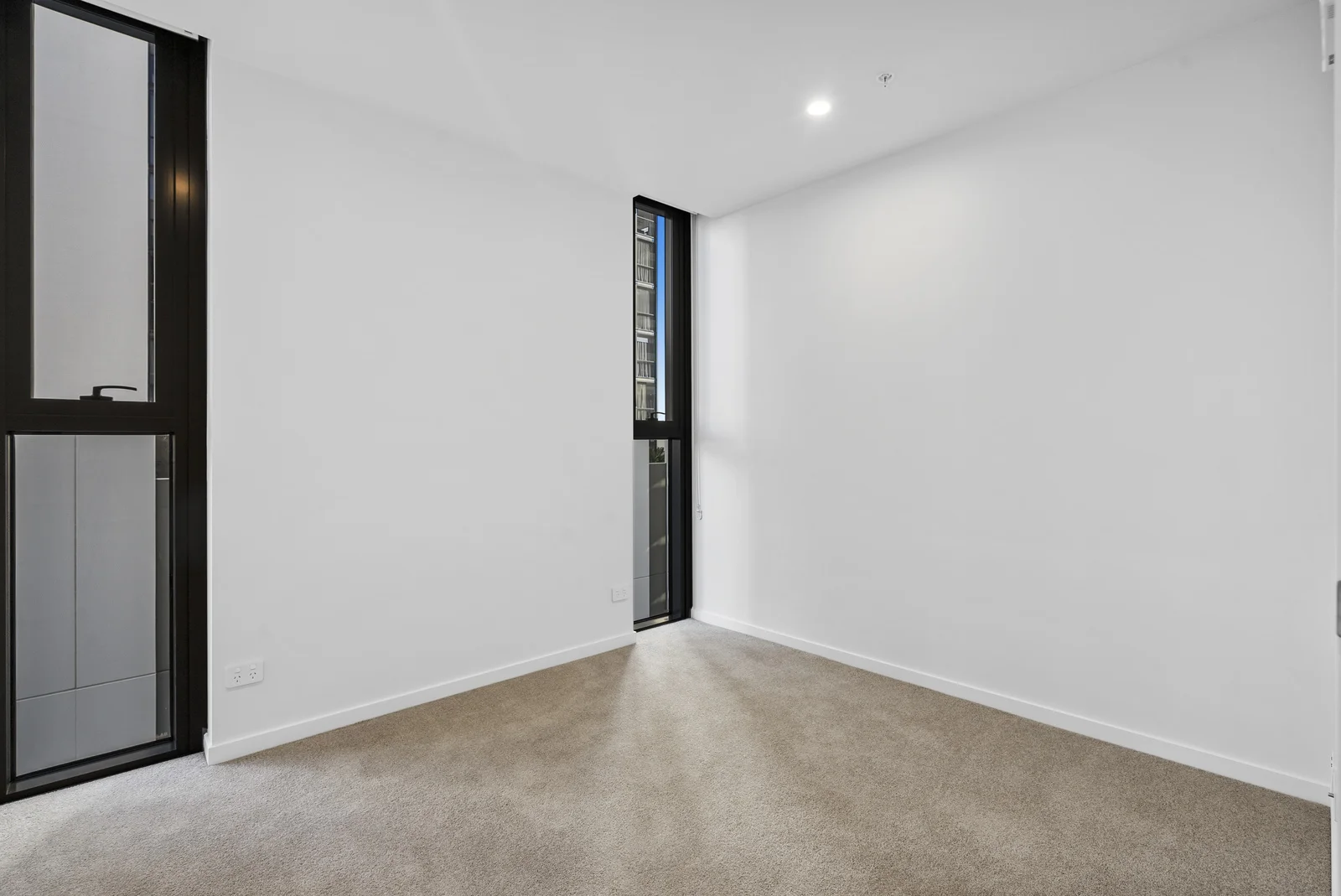 Additional image 9 of 7/8 Jubilee Avenue, Broadbeach QLD 4218