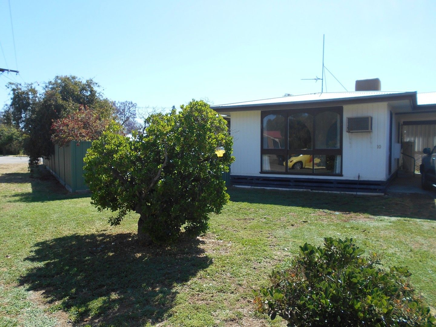 2 bedrooms House in 10 Cohn Street SWAN HILL VIC, 3585