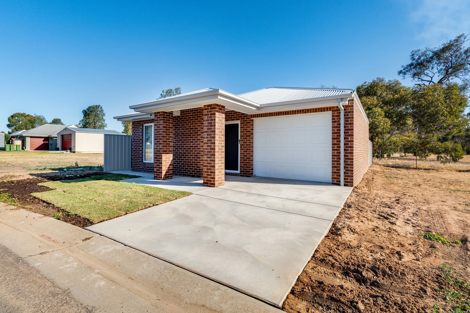Primary image of 31 Sweetwater Drive, Henty NSW 2658