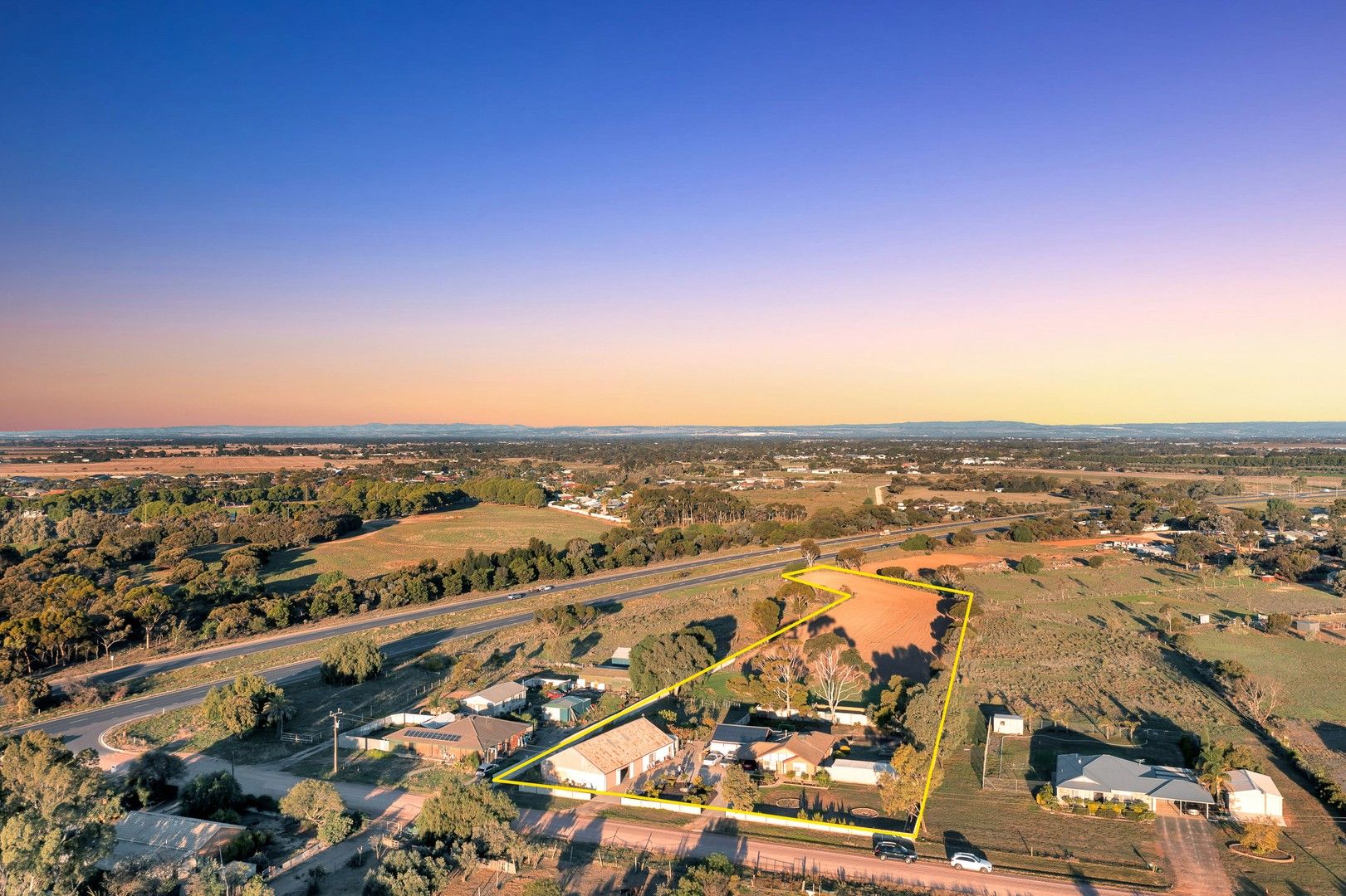 3 bedrooms House in 3 Buckland Park Road TWO WELLS SA, 5501