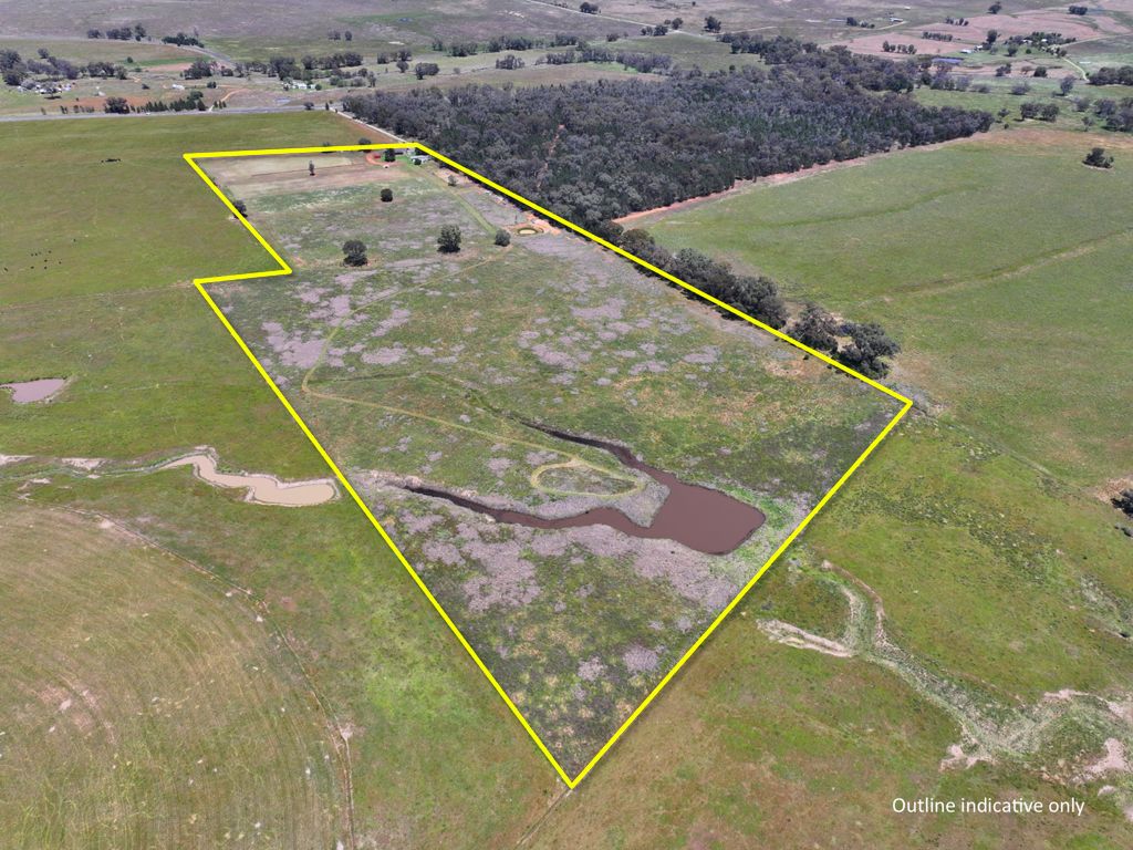 4 bedrooms House in 7976 'Fairview' Henry Parkes Way PARKES NSW, 2870