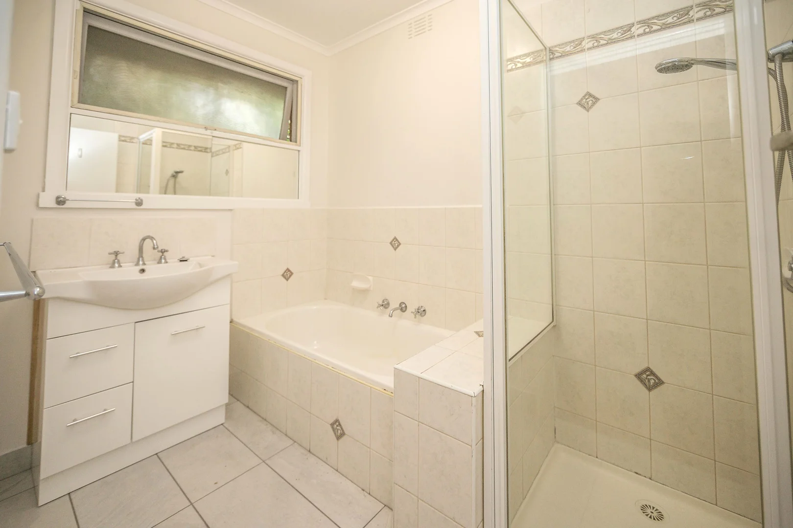 Additional image 6 of 4/99 Croydon Road, Surrey Hills VIC 3127