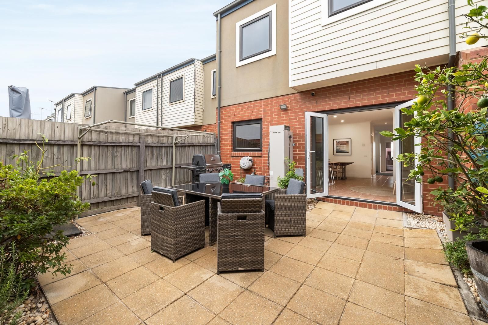 148a Kensington Road, Kensington VIC 3031, Image 2