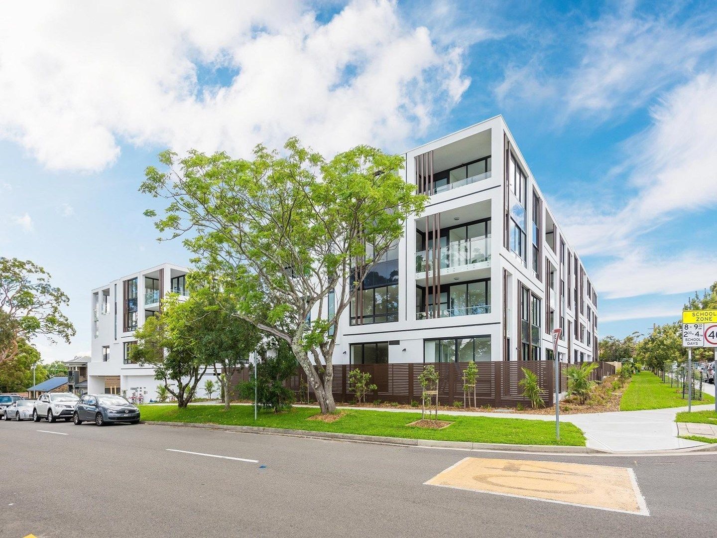 2 bedrooms Apartment / Unit / Flat in 213/11 Veno Street HEATHCOTE NSW, 2233