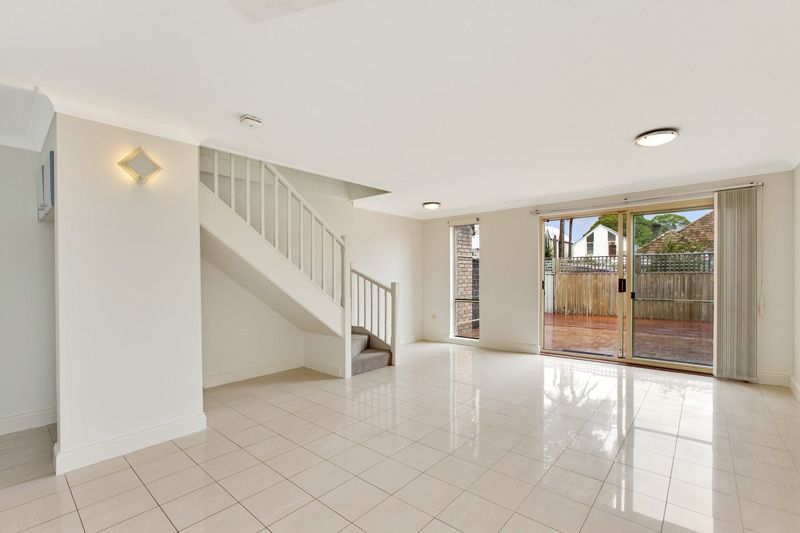 10/24-32 Colin St, Cammeray NSW 2062, Image 0