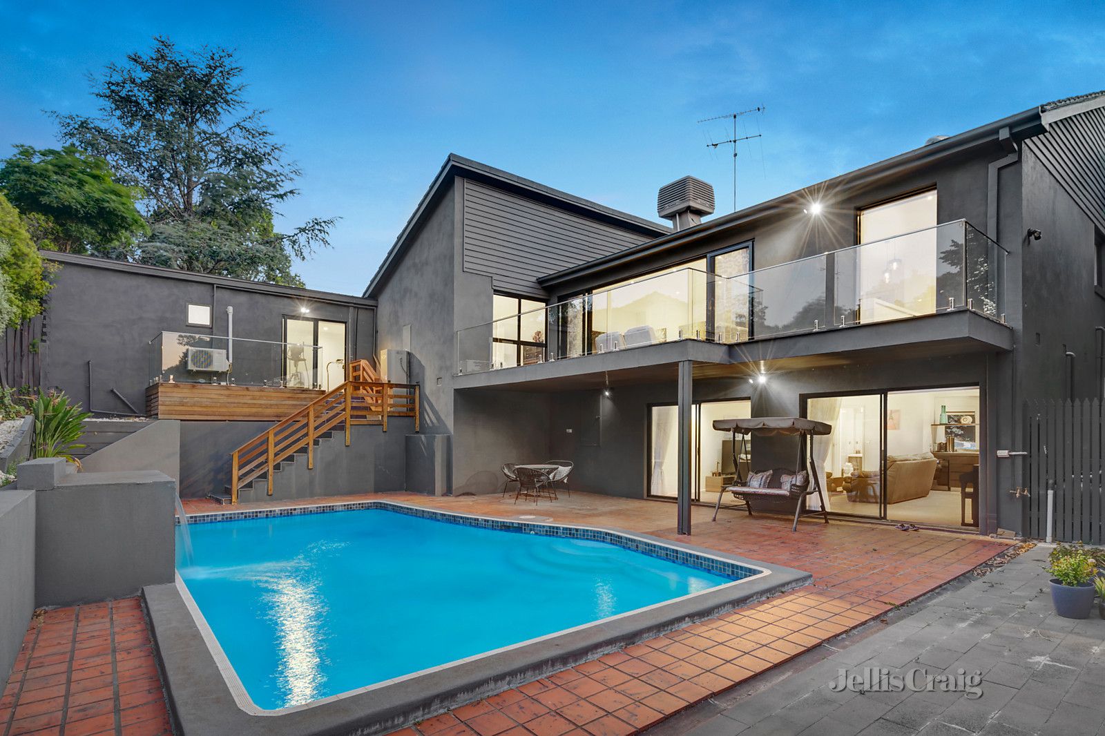 9 Exeter Close, Templestowe Lower VIC 3107, Image 0