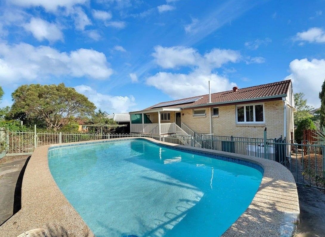 11 Guinness Street, Everton Park QLD 4053