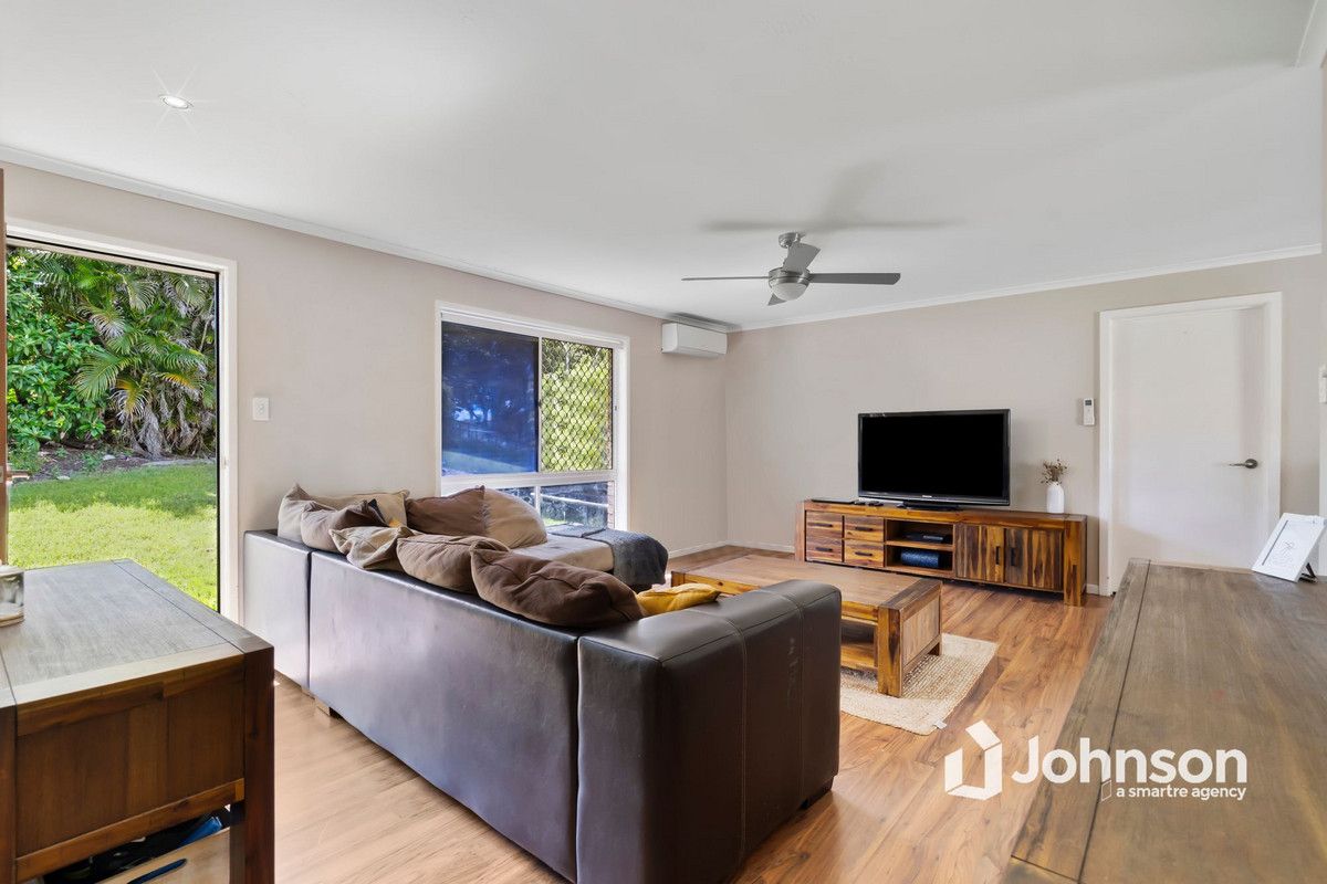 6 Hargrill Court, Boronia Heights QLD 4124, Image 1