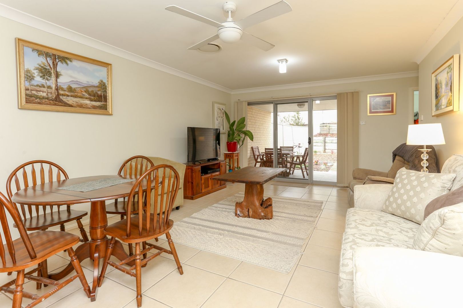 2/163 Gardner Circuit, Singleton NSW 2330, Image 1