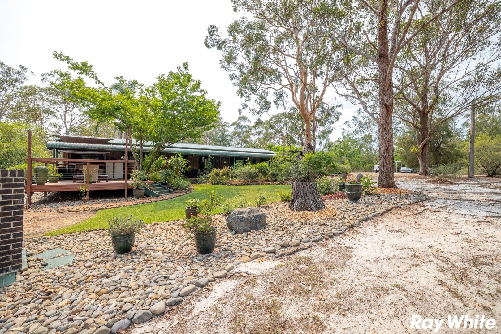 11 Oakview Drive, Hallidays Point NSW 2430 House for Sale 1,150,000