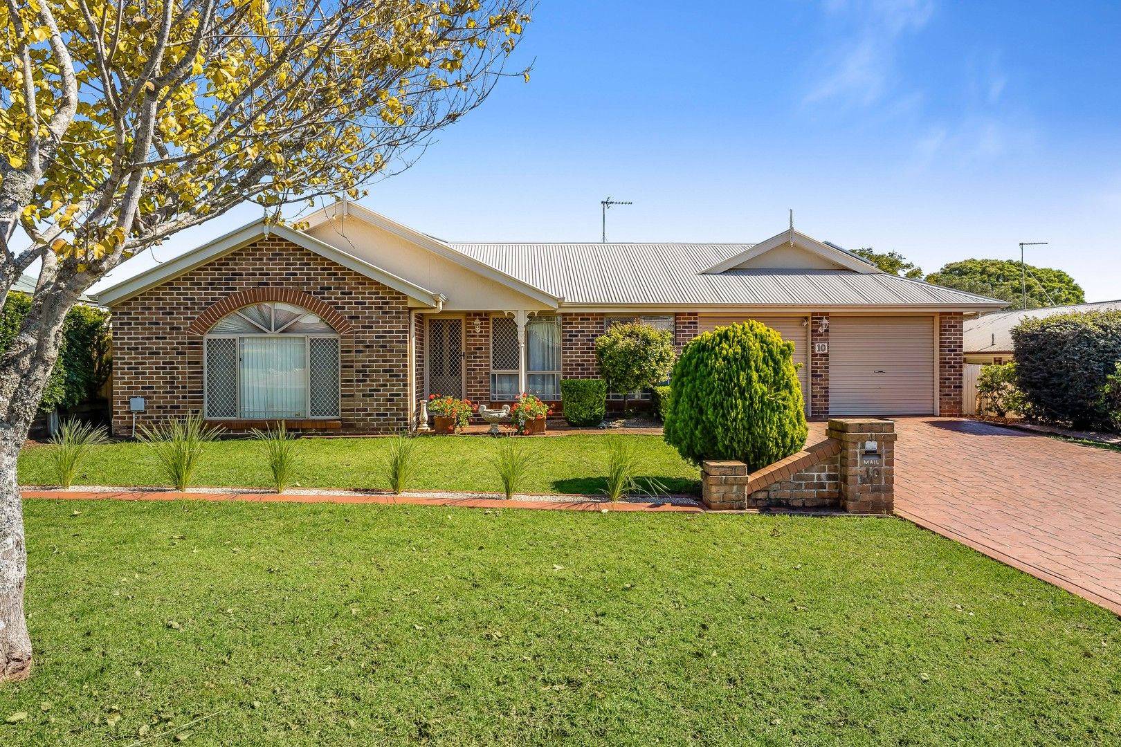 10 Bouganvillea Drive, Middle Ridge QLD 4350, Image 0