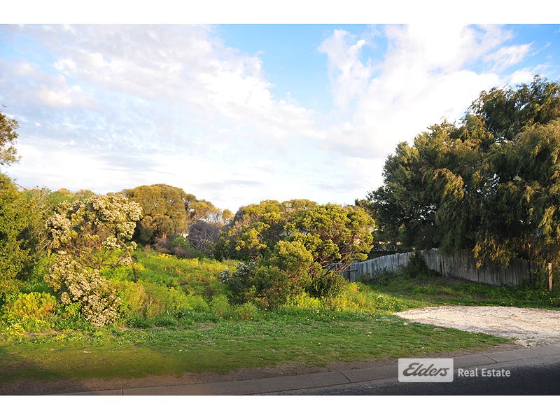 8 POWELL AVENUE, Robe SA 5276, Image 2