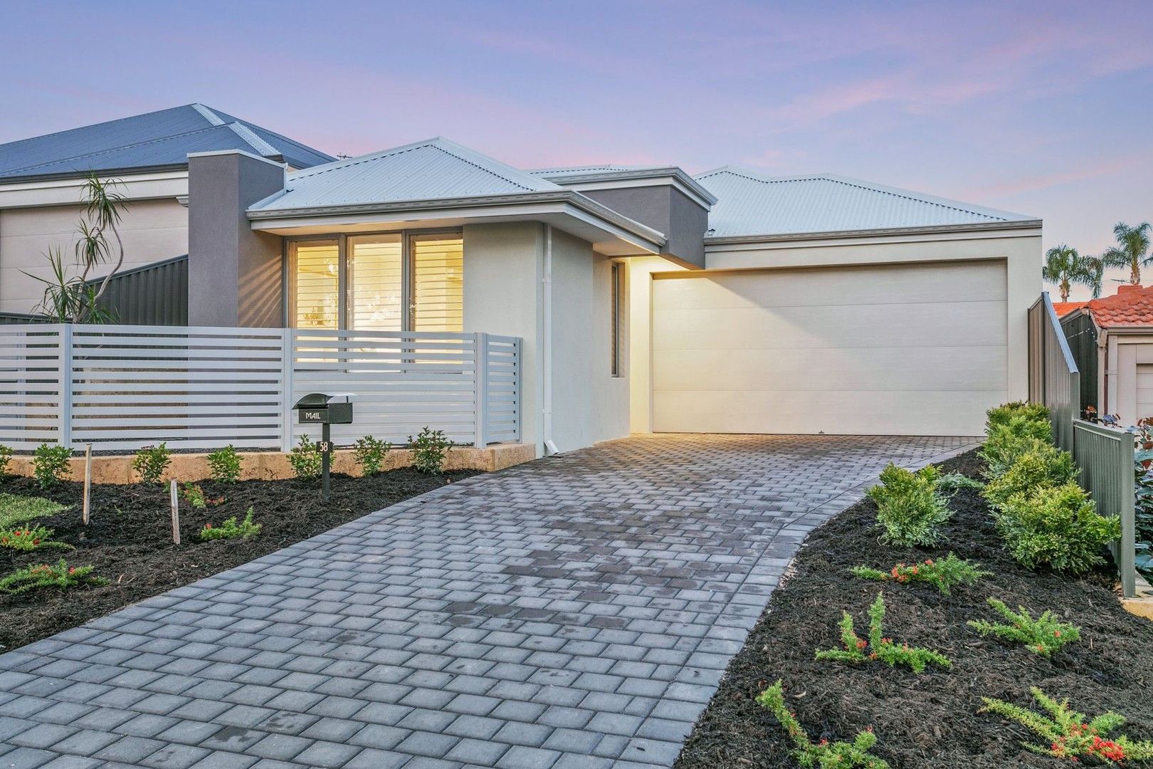4 bedrooms House in 58 Everingham Street CARINE WA, 6020