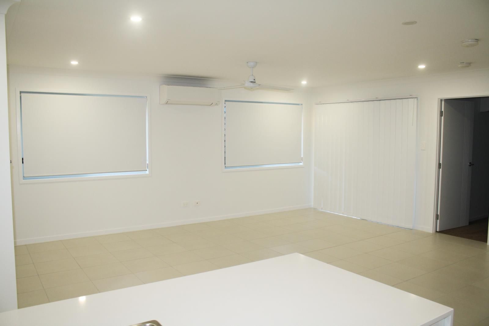 4 bedrooms House in 145 Watheroo Street SOUTH RIPLEY QLD, 4306