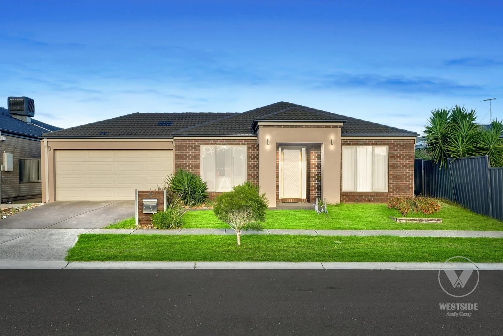 4 Brumby Street, Manor Lakes VIC 3024