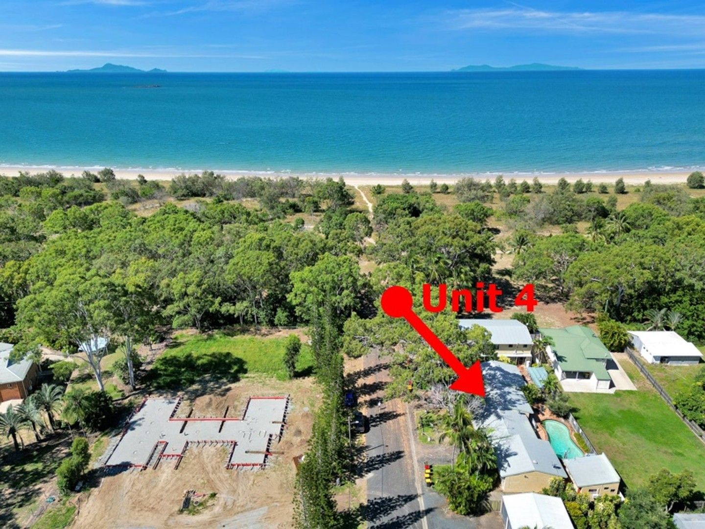 4/4 Symons Avenue, Bucasia QLD 4750, Image 0