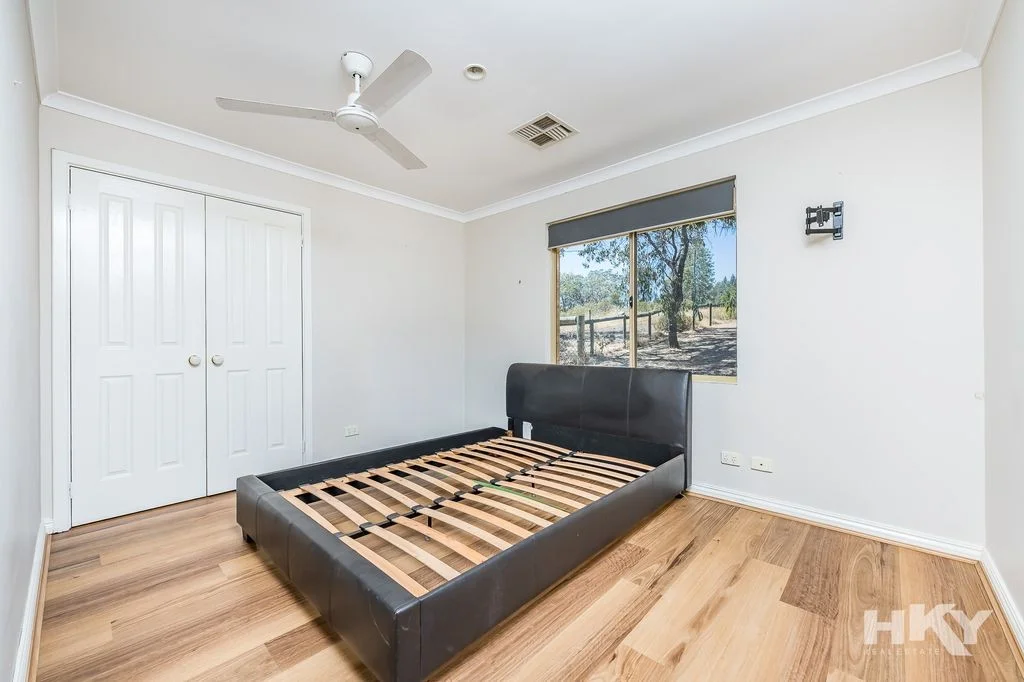 Additional image 20 of 25 Evelyn Place, Bullsbrook WA 6084