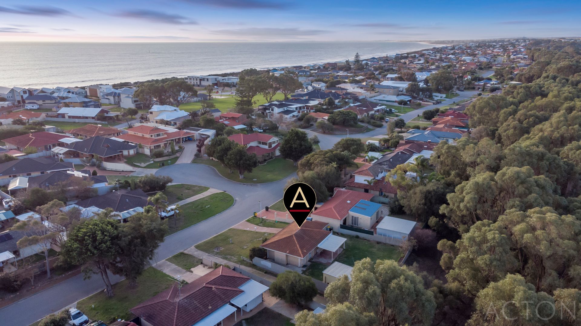 96 Hickman Road, Silver Sands WA 6210, Image 2