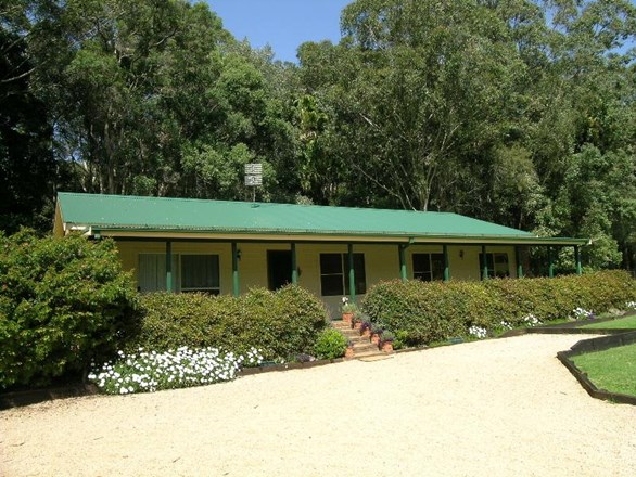 1 Roxburgh Close, Glenning Valley NSW 2261