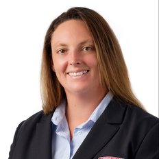 Renee Saunders, Property manager