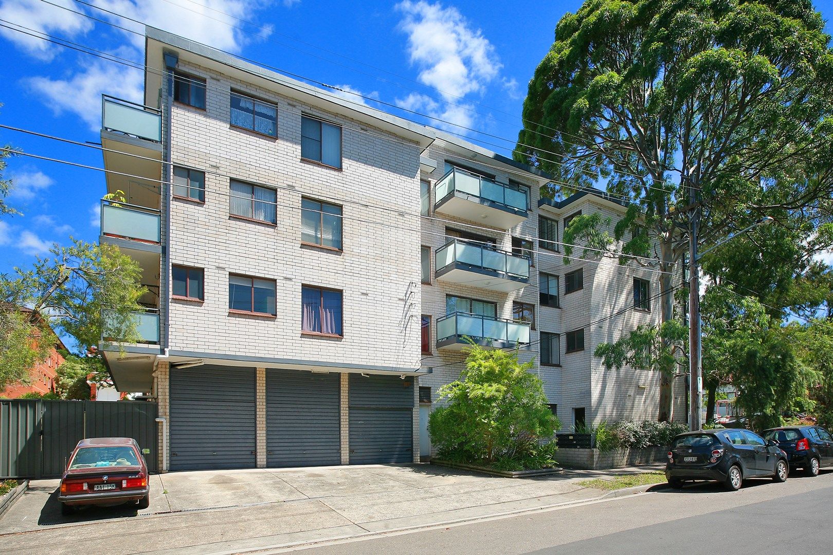 2 bedrooms Apartment / Unit / Flat in 10/37 Harnett Avenue MARRICKVILLE NSW, 2204
