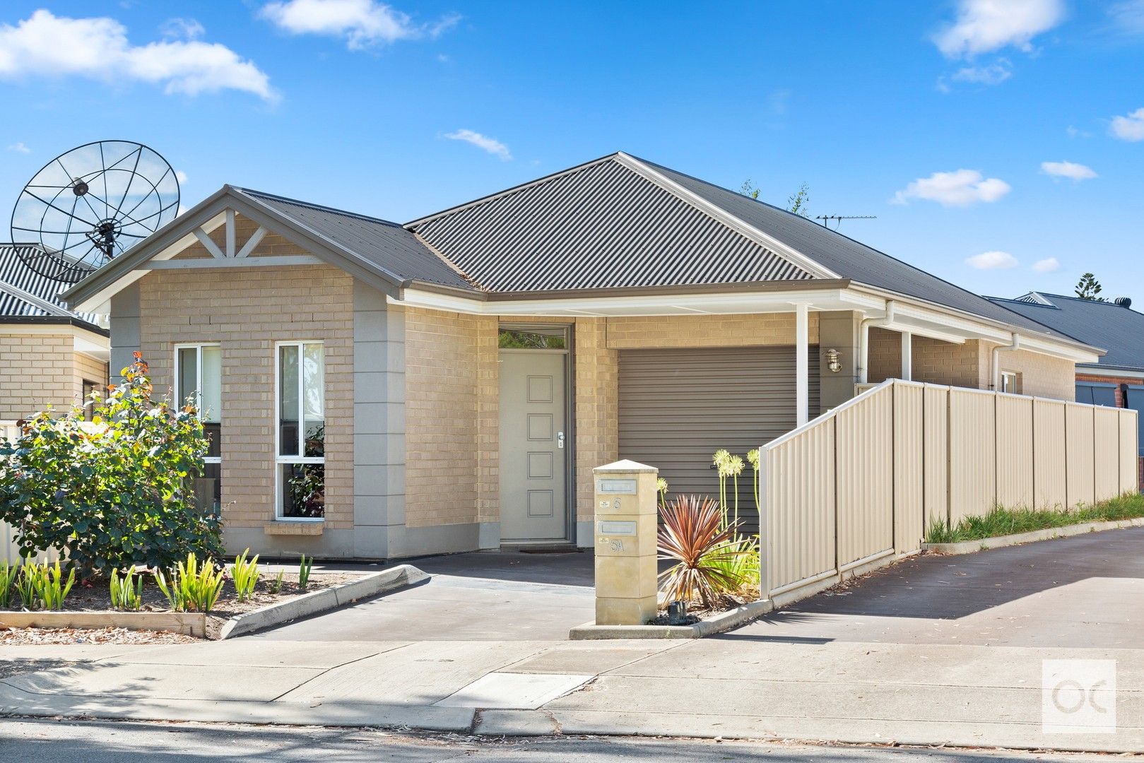 3 bedrooms House in 5 Cowra Crescent PARK HOLME SA, 5043