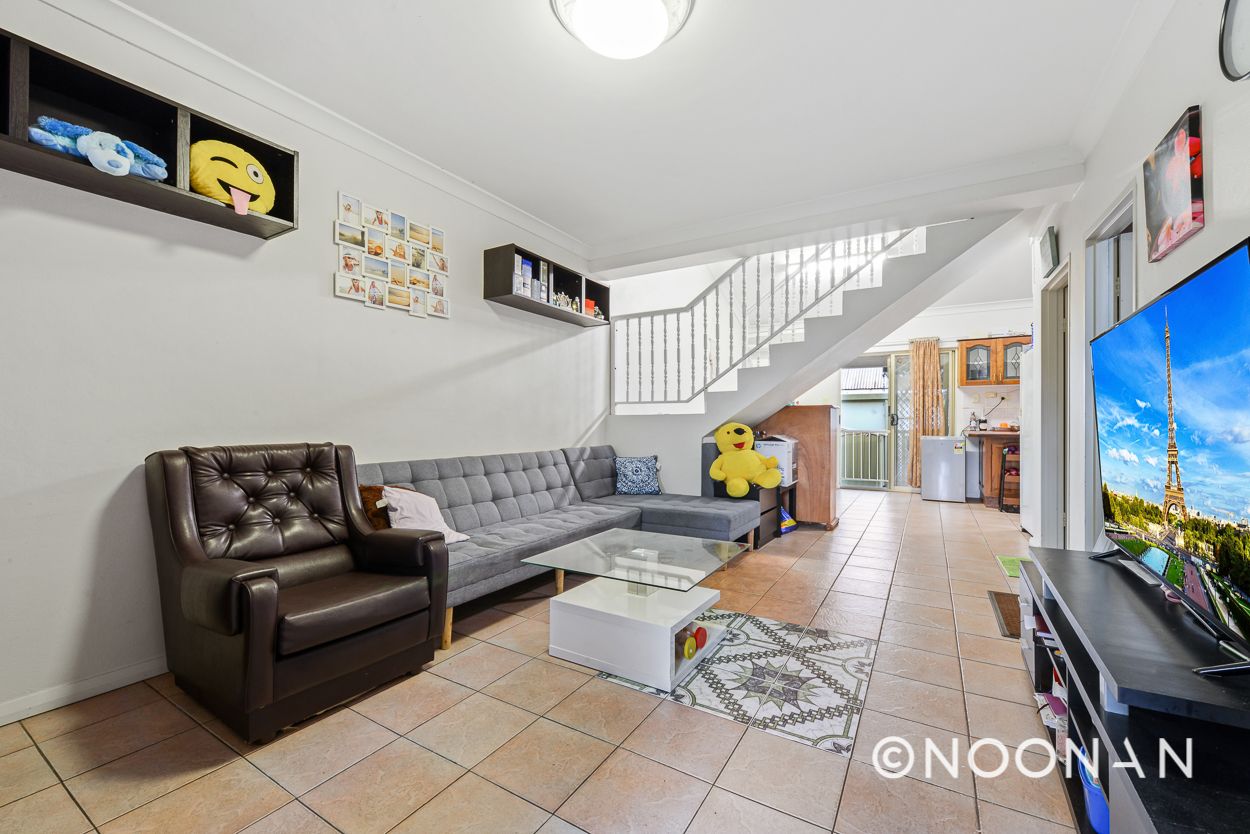 2/2a Cullens Road, Punchbowl NSW 2196, Image 1