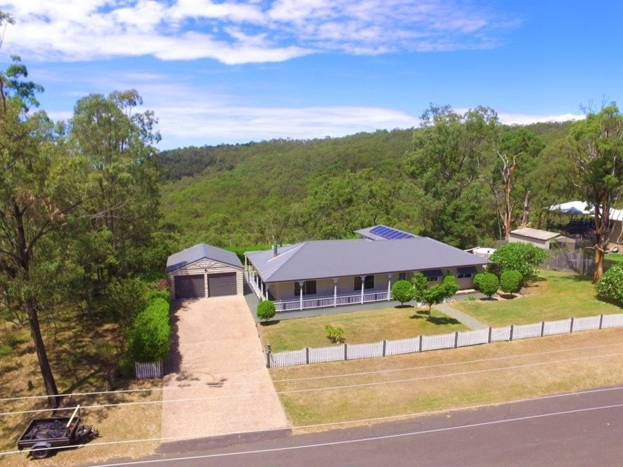 17 Gordon Crescent, Withcott QLD 4352 Domain