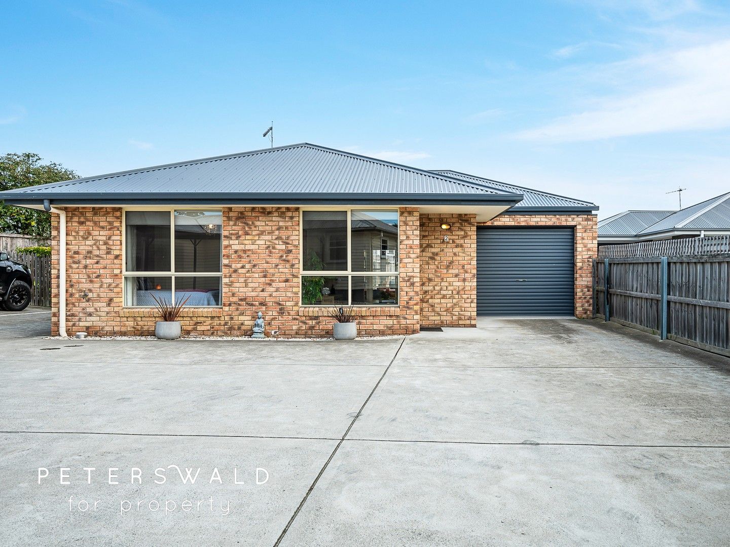 2/2 Crozier Place, Warrane TAS 7018, Image 0