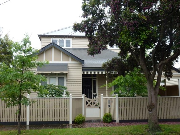 13 Munster Avenue, Carnegie VIC 3163