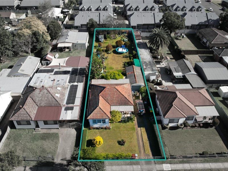 2 bedrooms House in 65 Gibson Avenue WERRINGTON NSW, 2747