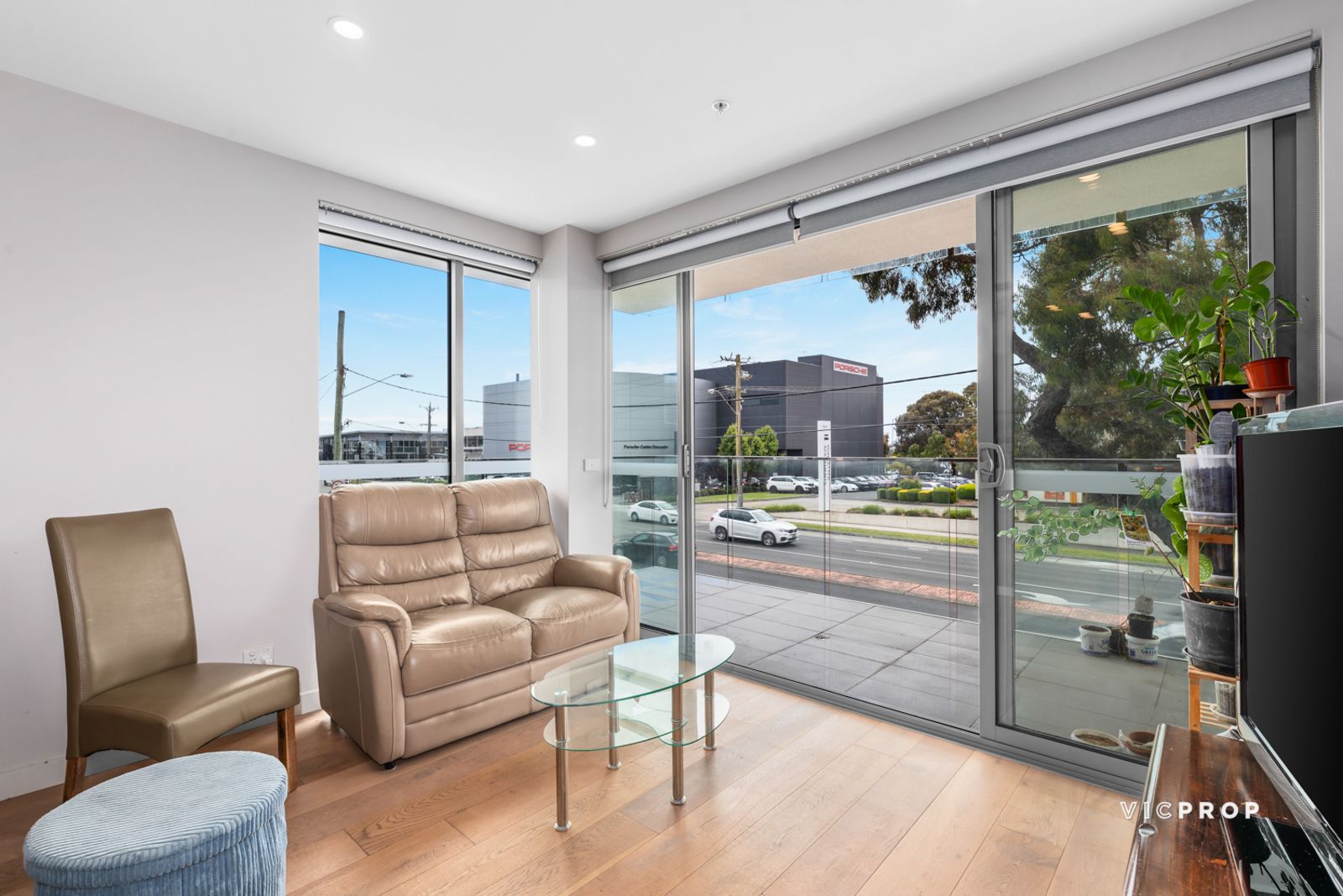 102/832 Doncaster Road, Doncaster VIC 3108, Image 2