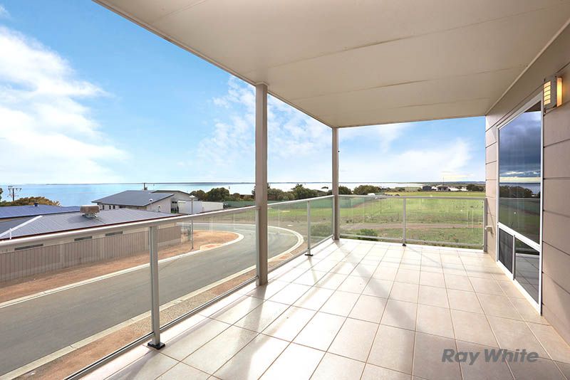 11 Bowsprit Way, Port Victoria SA 5573, Image 0