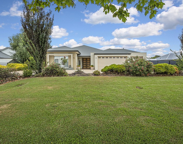 19 Hawker Approach, Yalyalup WA 6280