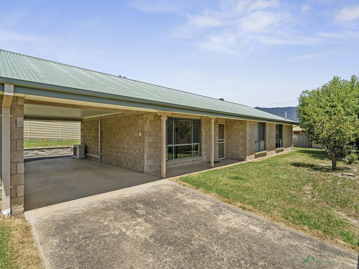 6 Wallace Street, Mount Beauty VIC 3699 Domain