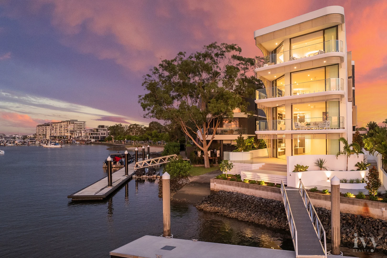 Additional image 23 of 2/4 Paradise Parade, Paradise Point QLD 4216