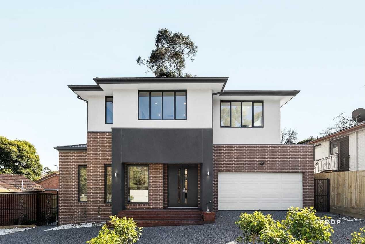 5 bedrooms House in 383 Middleborough Rd BOX HILL VIC, 3128