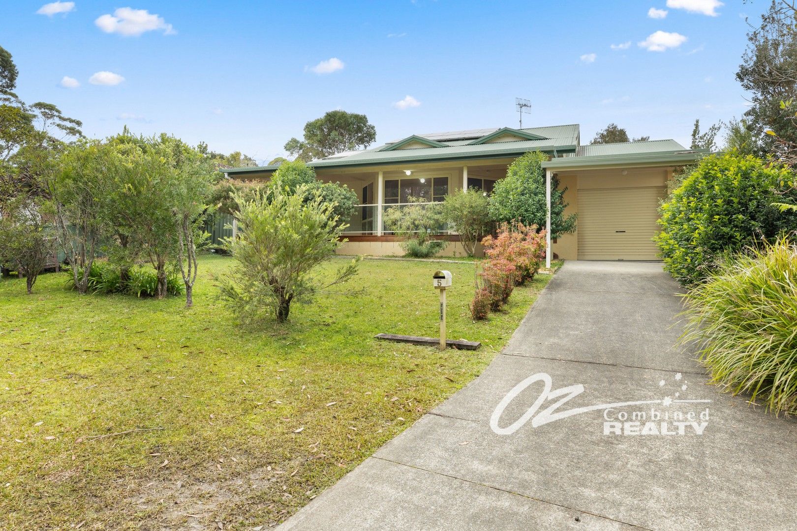 5 Deakin Street, Wrights Beach NSW 2540, Image 0