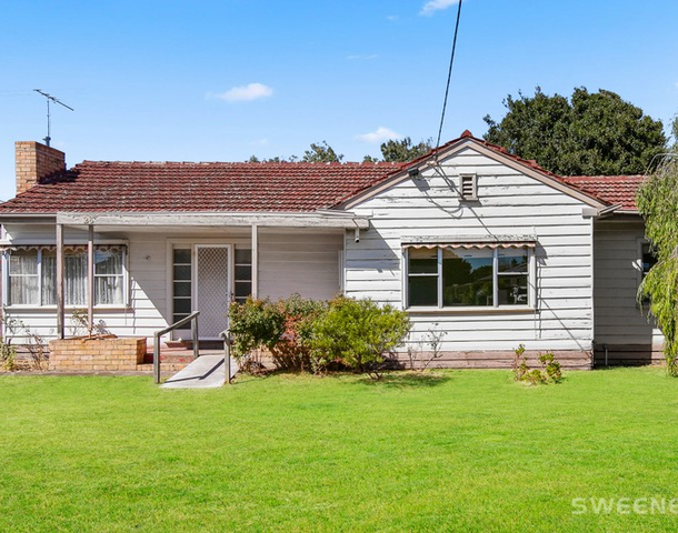 28 Mcbain Street, Altona VIC 3018