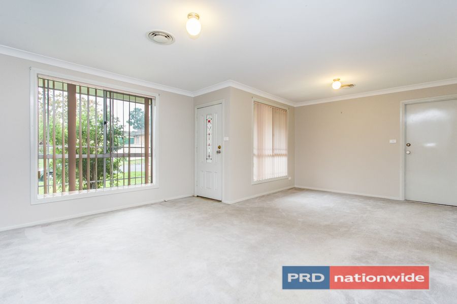 1 Kumbara Close, Glenmore Park NSW 2745, Image 1