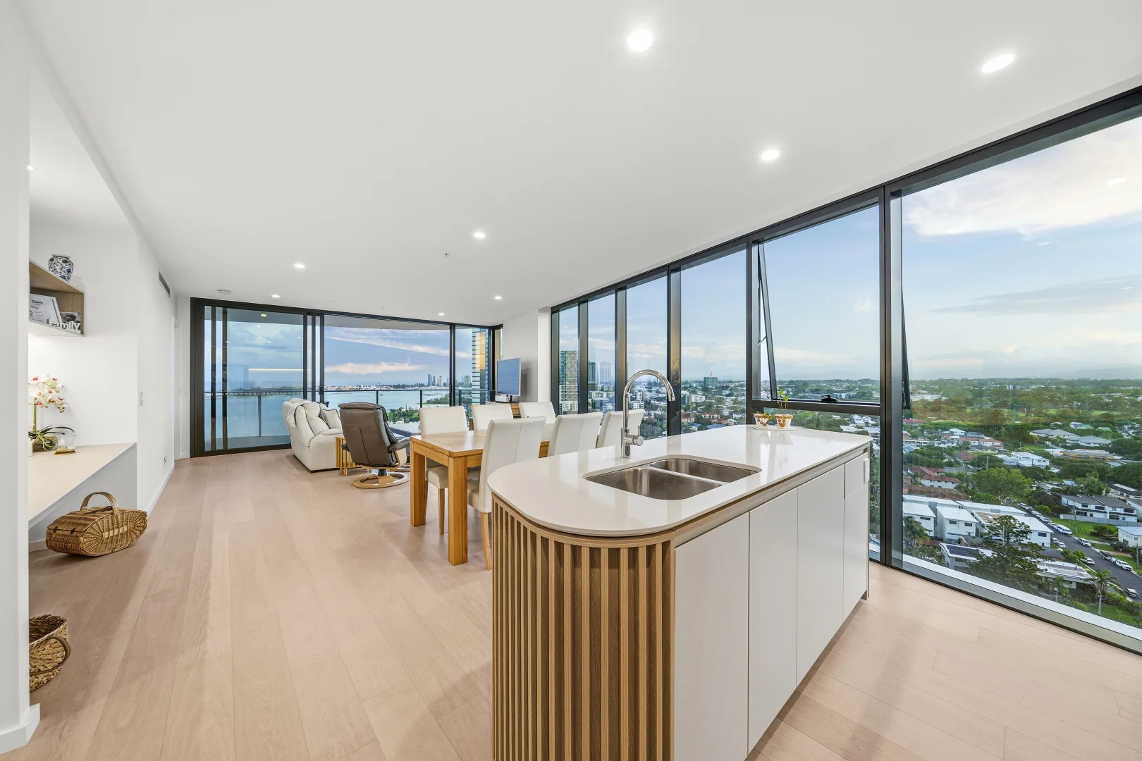 Additional image 11 of 1907/180 Marine Parade, Labrador QLD 4215