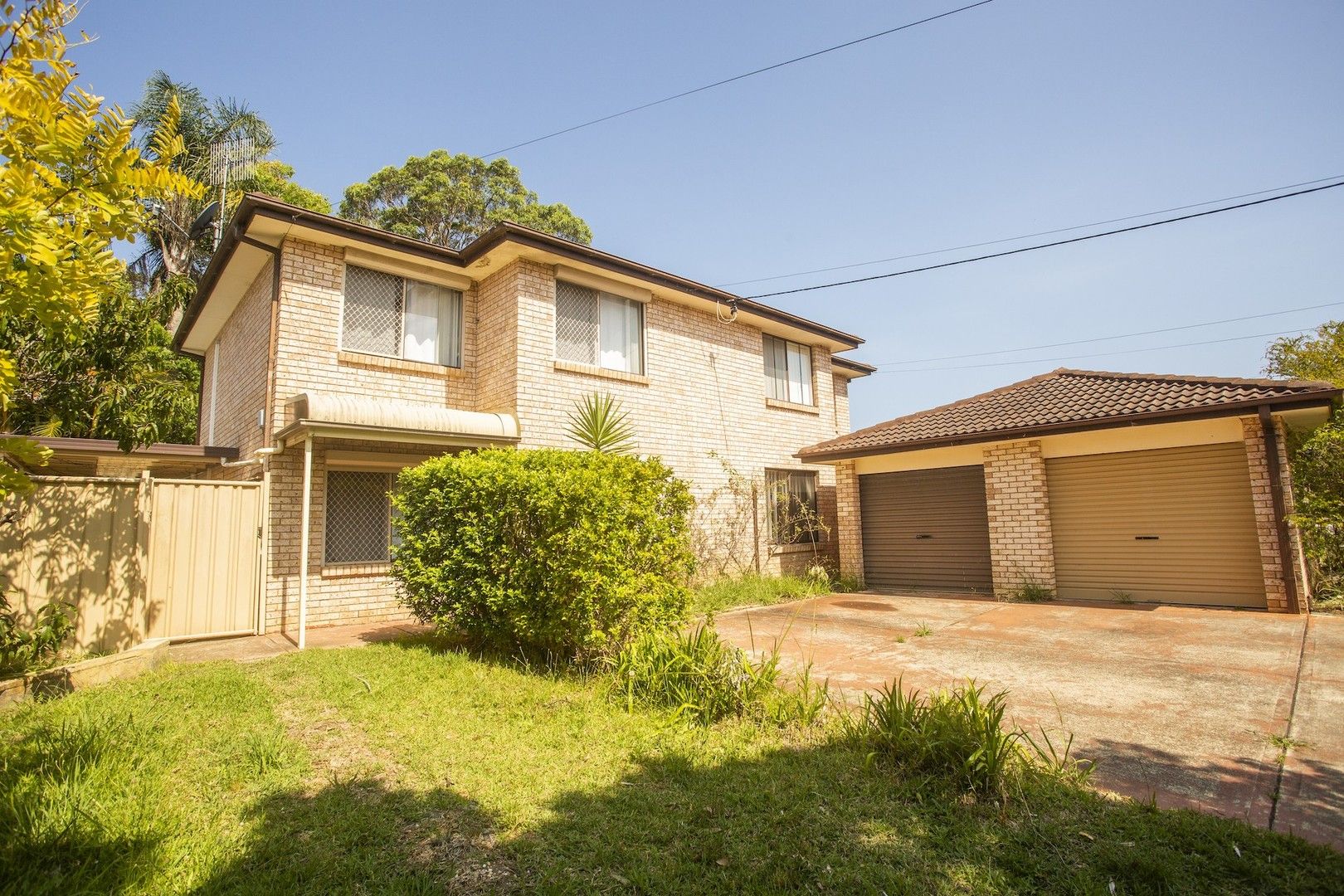3 bedrooms Townhouse in 1/15 Rotherham Street BATEAU BAY NSW, 2261