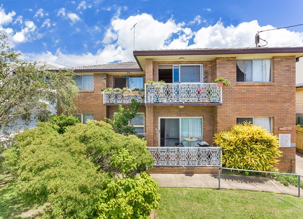 4/161 Melville Terrace, Manly QLD 4179