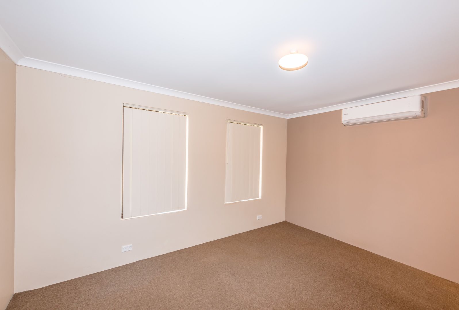 5 Horseshoe Court, Deepdale WA 6532, Image 1