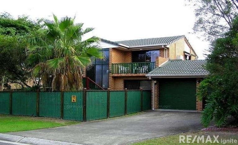 4 bedrooms House in 31 Loddon Street RIVERHILLS QLD, 4074