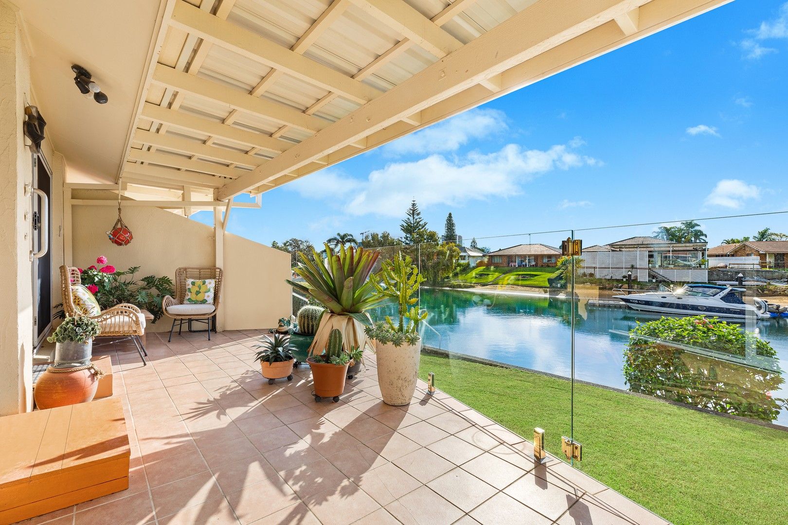 12/8 Dunlop Court, Mermaid Waters QLD 4218, Image 0