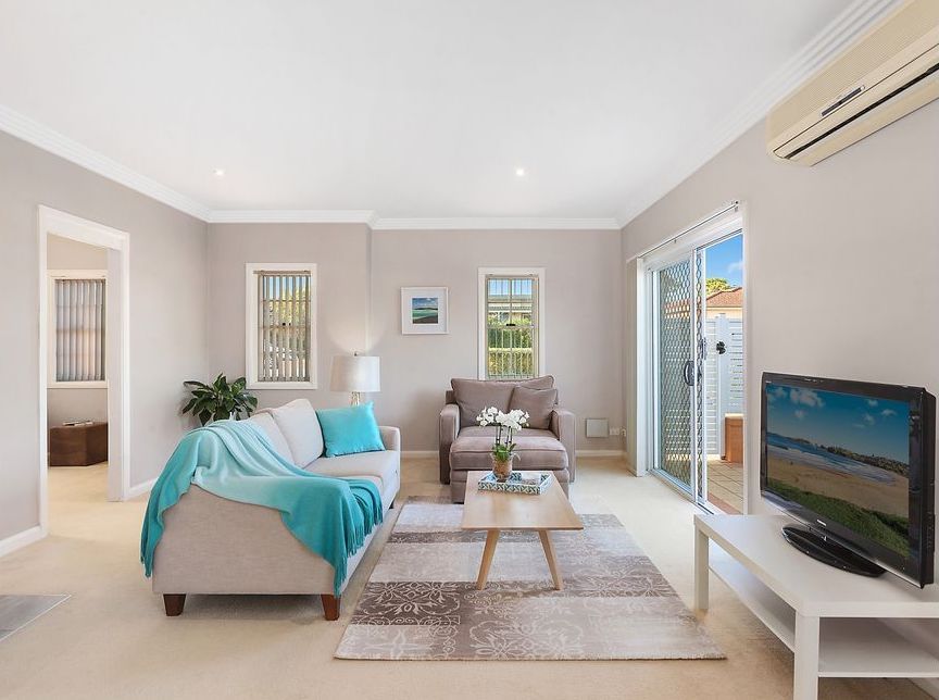 1/3-5 Karooah Avenue, Blue Bay NSW 2261, Image 1