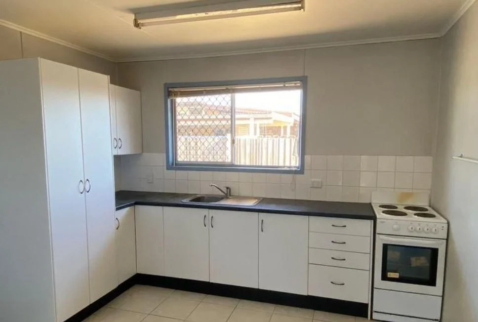 Additional image 4 of Unit 2/12 Dix Street, Kepnock QLD 4670