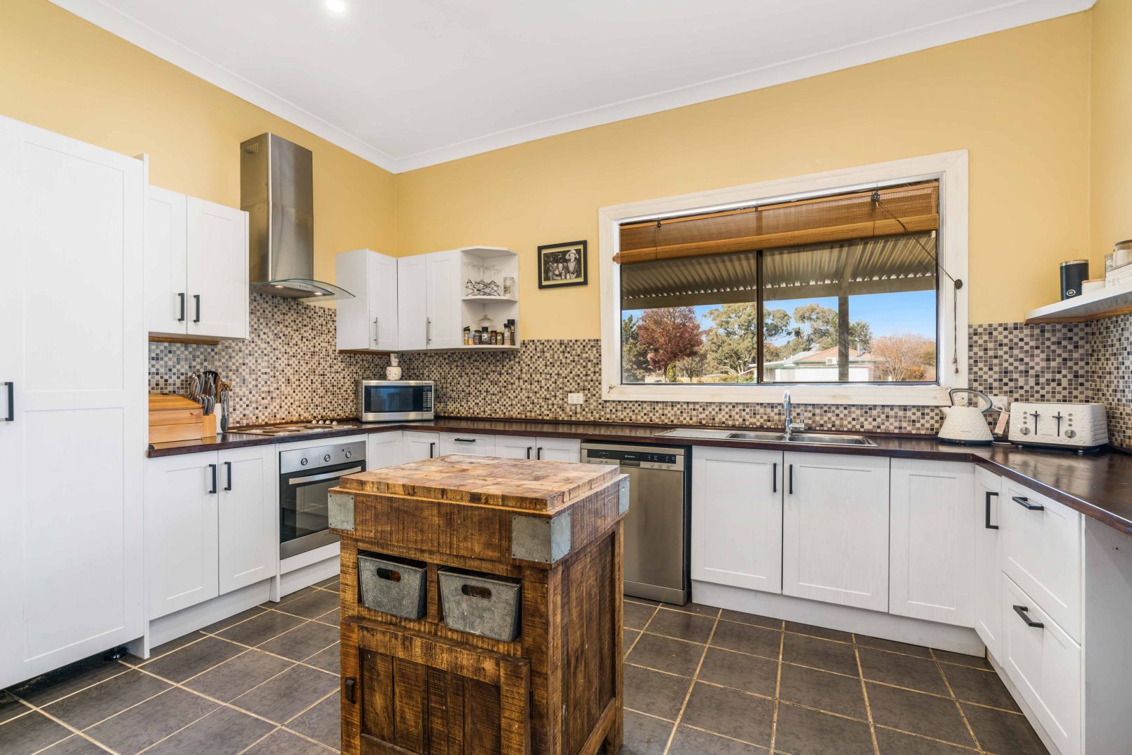 19 Obley Street, Cumnock NSW 2867, Image 2