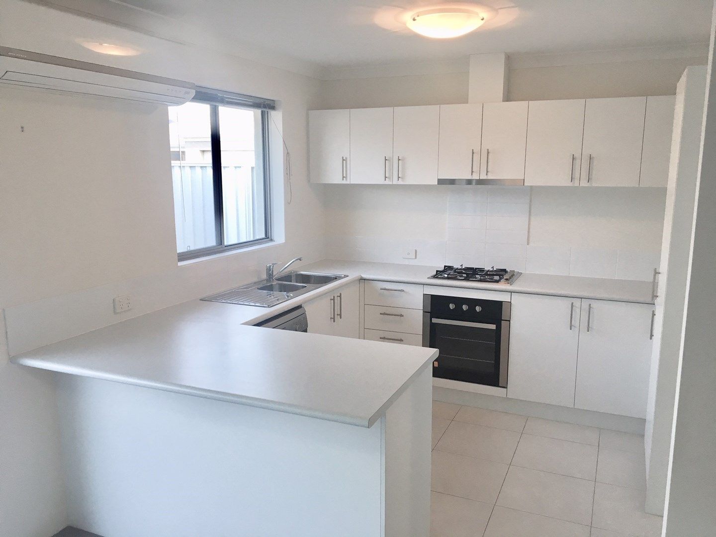 3 bedrooms House in 15/46 Gibbs Road AUBIN GROVE WA, 6164
